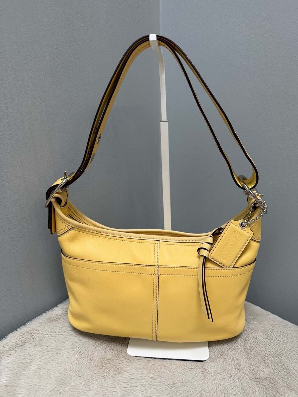 Coach F13354 Leather Hobo Shoulder Bag Yellow